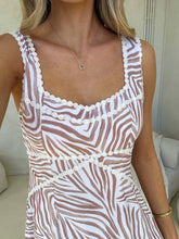 Load image into Gallery viewer, Stella maxi dress- Zahara print