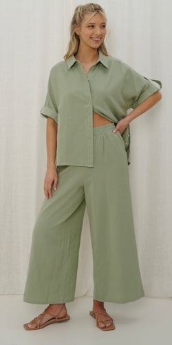 Eden Sage Linen Set