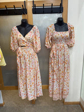 Load image into Gallery viewer, Desert bloom maxi dress